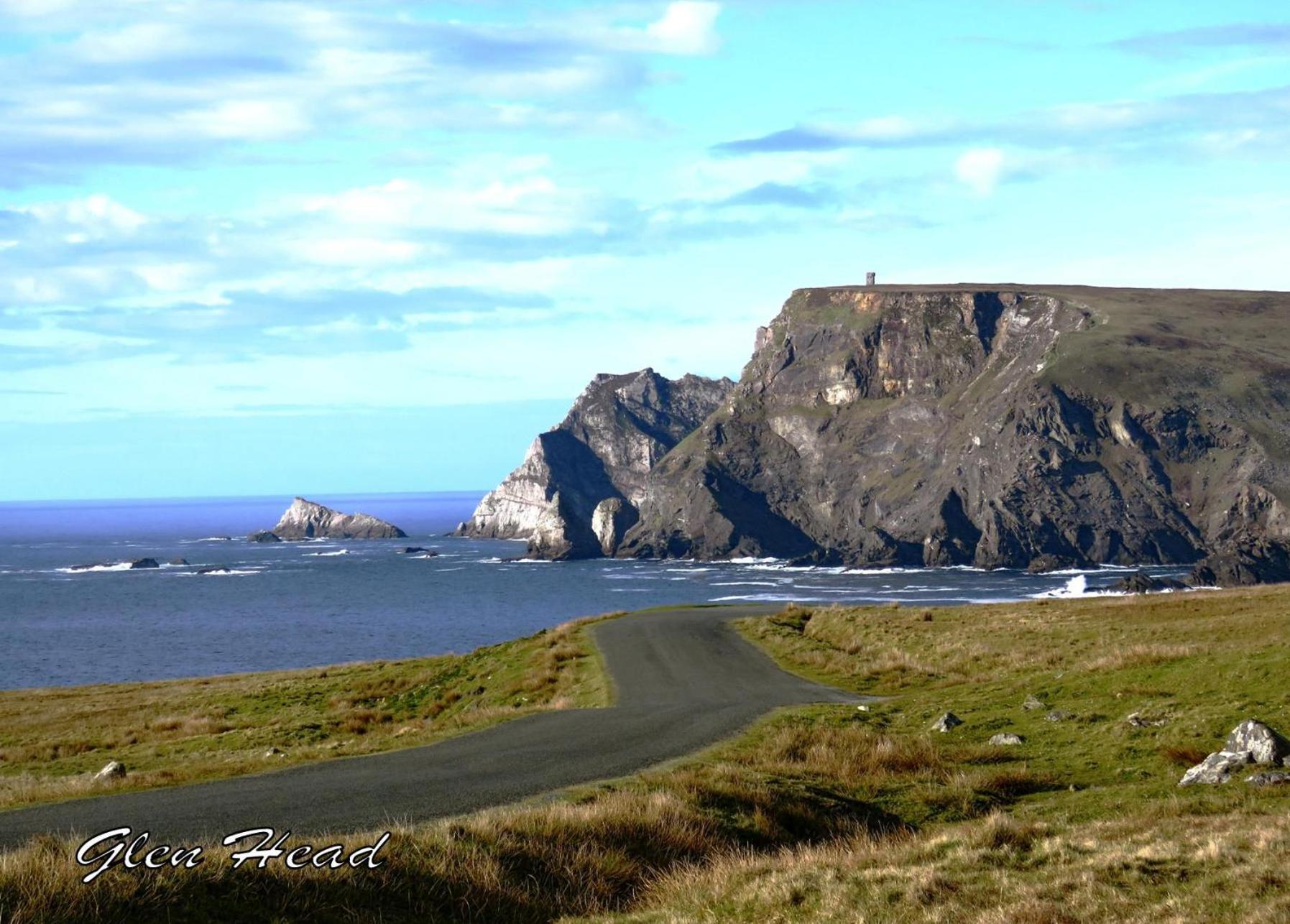 John Eoinin'S Bar And Accommodation Glencolumbkille Kültér fotó